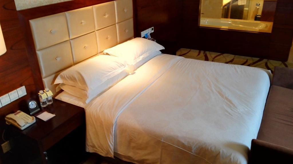 Ziguangyuan Hotel Jilin Bagian luar foto
