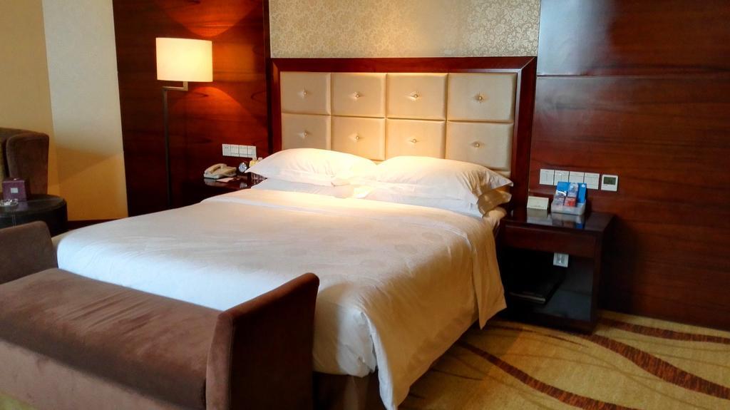 Ziguangyuan Hotel Jilin Bagian luar foto