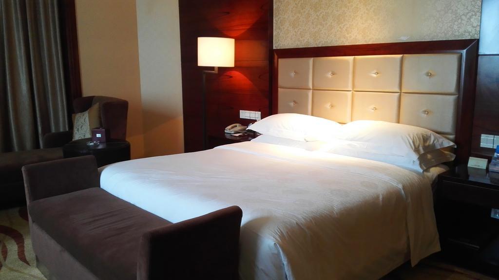 Ziguangyuan Hotel Jilin Bagian luar foto