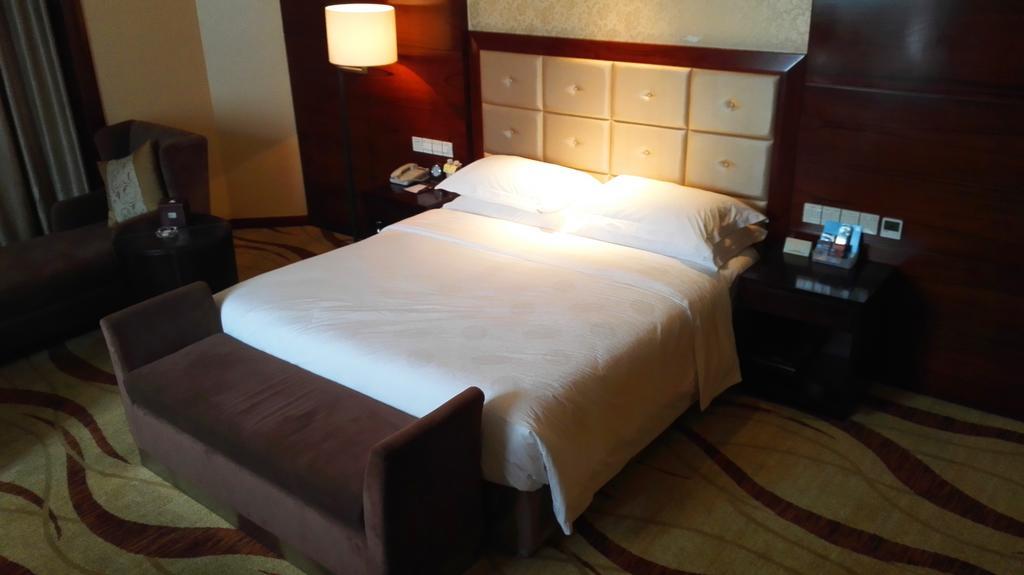Ziguangyuan Hotel Jilin Bagian luar foto